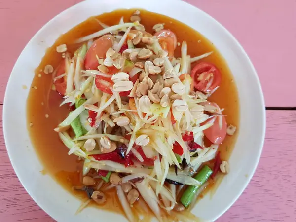 Comida Tailandesa Salada Mamão Picante Tailândia Chamada Som Tum — Fotografia de Stock