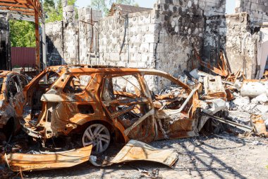 MAKARIV, UKRAINE - 11 Haziran 2022: Rus ordusunun işgalinden sonra Ukrayna 'da yıkım