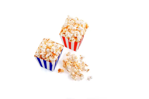Glas Mit Popcorn Auf Weißem Hintergrund Nahaufnahme — Stockfoto