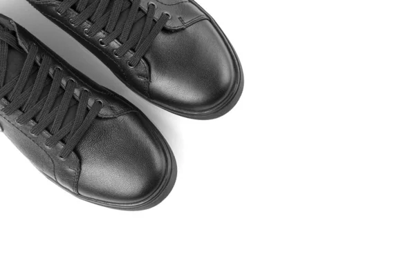 Zapatillas Cuero Negro Sobre Fondo Blanco Cerca — Foto de Stock