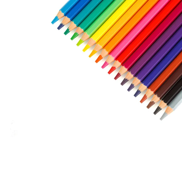 Beyaz Arkaplanda Çok Renkli Kalemler Var — Stok fotoğraf