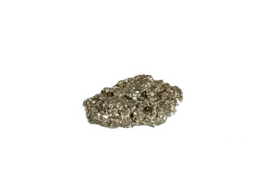 Pyrite mineral taş makrosu beyaz arkaplanda yakın plan