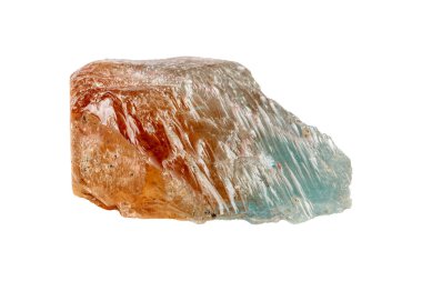 İzole edilmiş beyaz arka planda Topaz mineral taşı