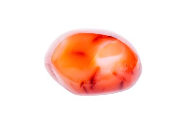 Beyaz arkaplanda Carnelian mineral taşı