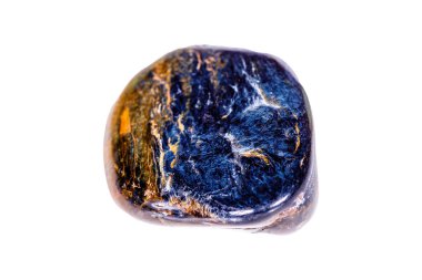 Pietersite PAR mineral taşı beyaz arkaplanda yakın plan