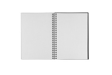 Temiz beyaz bir arkaplan üzerine sarmal kaplı dizüstü bilgisayar, okul malzemeleri, çalışma notları ve tasarım projeleri için ideal.