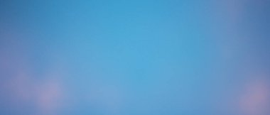 Mavi, pembe, mor, morumsu gradyan arkaplan, boş alan, gürültü dokusu, ışık noktaları, başlık, tasarım için arkaplan afişi