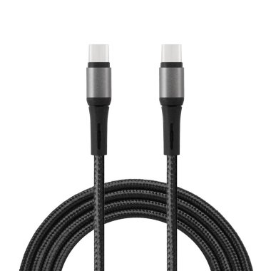 Beyaz izole edilmiş arkaplanda C tipi ve C tipi konnektörlerle şarj ve senkronizasyon için siyah kablo