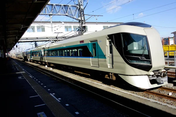 2022年12月31日 日本铁路Tobu Railway Nikko Line 靠近Shimoimaichi Station月台 — 图库照片