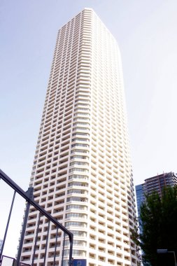 Shinjuku Tokyo, Japonya 'ya baktığınızda, Shinjuku gökdelenlerinin birbirlerine karşı yarışması göz kamaştırıcı.