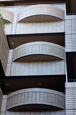 Şık kentsel binalar dikkat çekiyor                               