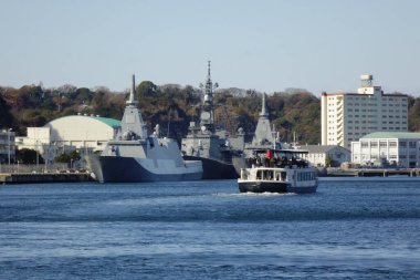  12 / 31 / 2024, Yokosuka Şehri, Kanagawa Bölgesi, Yokosuka Limanı Liman Gemisi                              