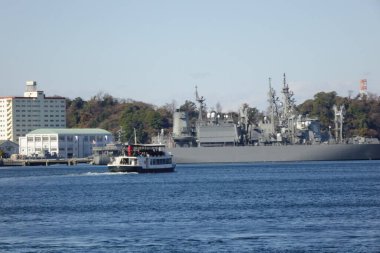  12 / 31 / 2024, Yokosuka Şehri, Kanagawa Bölgesi, Yokosuka Limanı Liman Gemisi                              