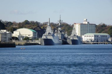  12 / 31 / 2024, Yokosuka, Kanagawa Bölgesi, Japonya, Yokosuka Limanı, deniz limanı turu için gidiş ve varış noktası                              