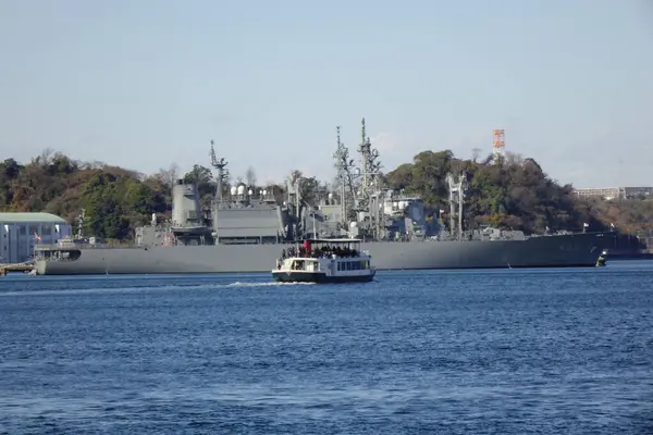  12 / 31 / 2024, Yokosuka Şehri, Kanagawa Bölgesi, Yokosuka Limanı Liman Gemisi                              