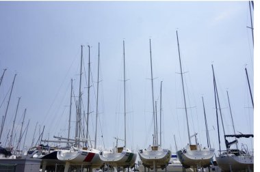    08 / 14 / 2020, Hayama Marina, Kanagawa Bölgesi, Japonya, Ağustos ayı ortasında marina sahnesi                            