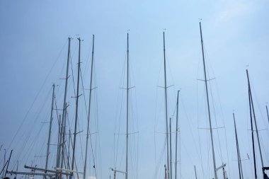     08 / 14 / 2020, Hayama Marina, Kanagawa Bölgesi, Japonya, Ağustos ayı ortasında marina sahnesi                           
