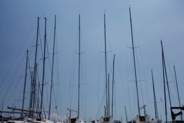    08 / 14 / 2020, Hayama Marina, Kanagawa Bölgesi, Japonya, Ağustos ayı ortasında marina sahnesi                            