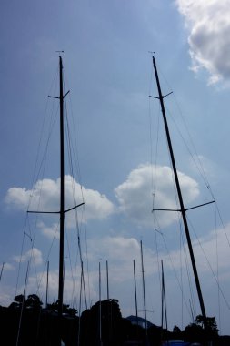  08 / 14 / 2020, Hayama Marina, Kanagawa Bölgesi, Japonya, Ağustos ayı ortasında marina sahnesi                              