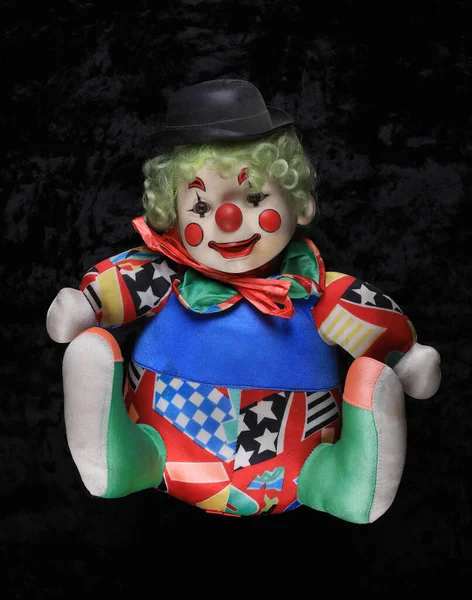 Clown Lalka Czarnym Tle — Zdjęcie stockowe