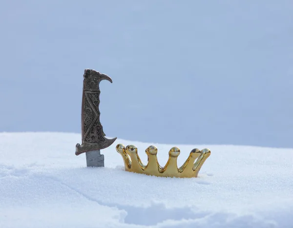 Krone Und Schwert Schnee — Stockfoto