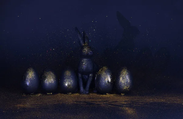 Czarne Wielkanoc Czarne Jaja Złote Jaja Czarny Królik — Zdjęcie stockowe
