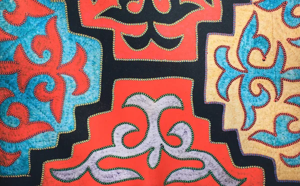 カザフスタンのパターンを持つウールカーペット — ストック写真