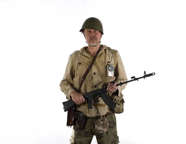 Żołnierz Wojny Światowej Powrotem Białym Tle — Zdjęcie stockowe