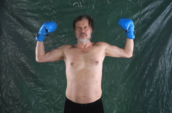 Porträt Eines Männlichen Trainer Boxers Boxhandschuhen — Stockfoto