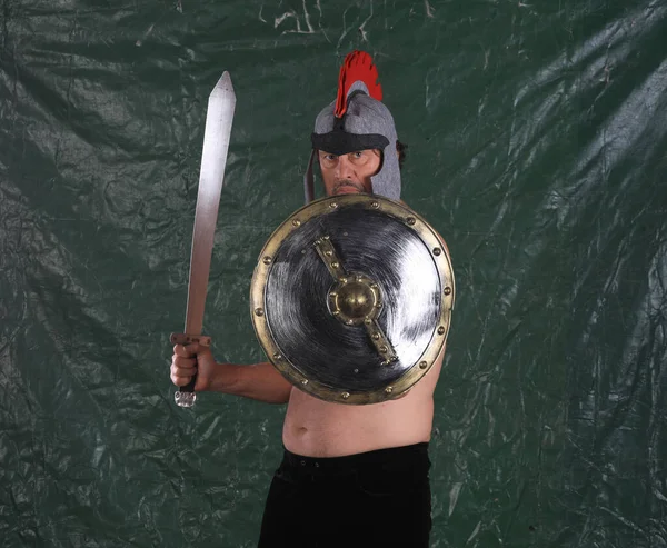 Porträtt Man Gladiatorkostym — Stockfoto