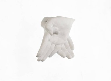 Beyaz arkaplanda izole edilmiş beyaz alçı oyulmuş eller