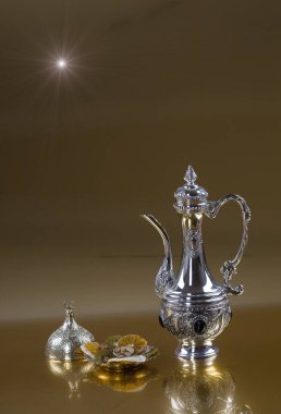 Arap tebrik kartı. Ramazan, tarihler ve çay.