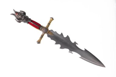 Oyun kılıcı beyaz arkaplanda izole edildi