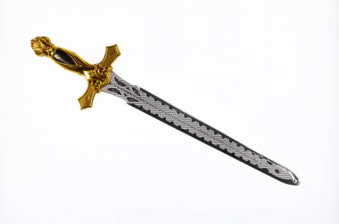 Oyun kılıcı beyaz arkaplanda izole edildi