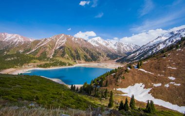 Buzul Gölü Panoraması, Büyük Almaty Gölü, Kazakistan, Almaty