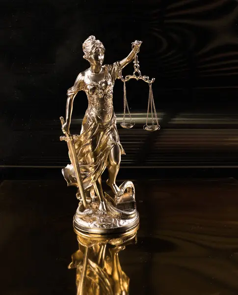 Lei Themis Deusa Dourada Justiça — Fotografia de Stock