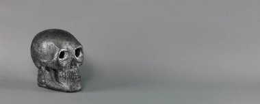 Ölüm Günü, gri arka planda Meksika gri kafatası