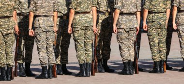 Kazakistan, Almaty, 06 / 19 / 2017: Askerler, ordu
