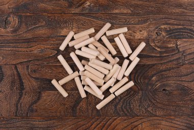 Ahşap mobilya pencereleri beyaz arkaplanda izole