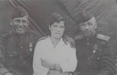 Kazakistan, Almaty, 02.02.2025: Bir askerin eski bir klasik fotoğrafı