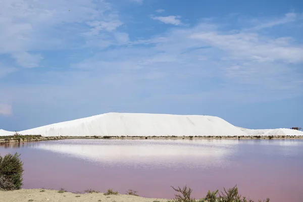 Meersalz Türmt Sich Einem Berg Der Salzproduktion Der Nähe Der — Stockfoto