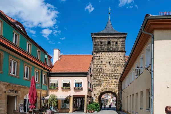 Historické Staré Město Okresního Města Lichtenfels Den Modrou Oblohou Kumulativními — Stock fotografie