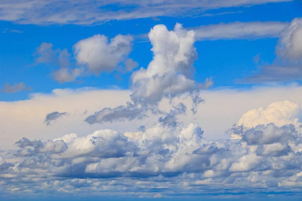 Awan Putih Yang Indah Langit Biru — Stok Foto