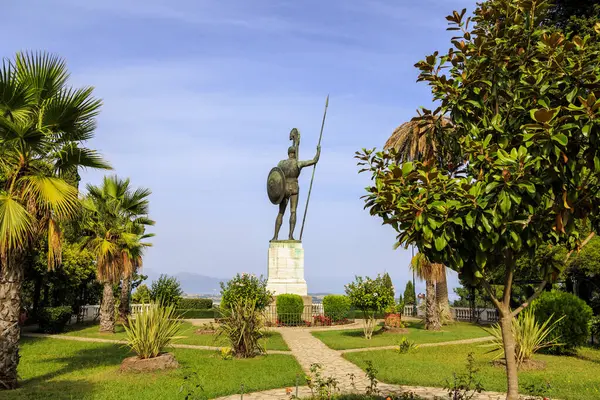 Patung Achilles Menang Achileion Pulau Corfu Bawah Langit Sedikit Mendung Stok Foto