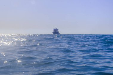 Açık Deniz 'de Parıldayan Dalgalar, Paphos, Kıbrıs Rum Kesimi