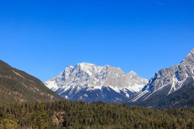 Zugspitze, Almanya 'nın en yüksek dağı, Mart 2025