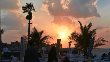 La Mer Beach, Dubai 'de güzel bir akşam.