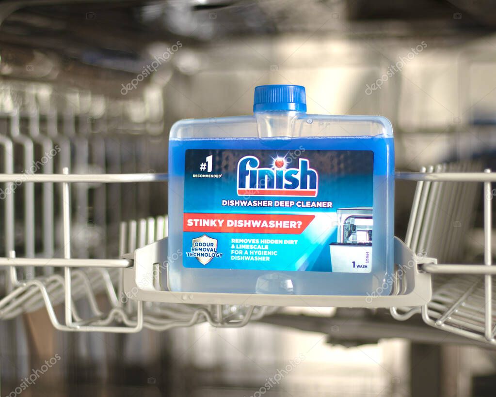 Ukraine. khmelnitsky.15.05.2025. finish means cleaning dishwasher. Finish brand name range dishwasher detergent cleaning products. care kitchen appliances. Plastic bottle Finish dishwashing detergent