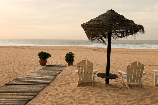 Sonbaharda Portekiz Alentejo Sahilindeki Santo Andre Plajında Dinlendirici Bar Terası — Stok fotoğraf