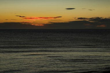 Gündoğumu Las Negras sahilinde, Cabo de Gata, Almeria, İspanya